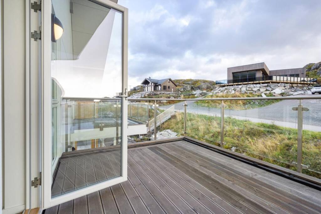 Gjermundsoya Brygge Apartment Ballstad Exterior photo