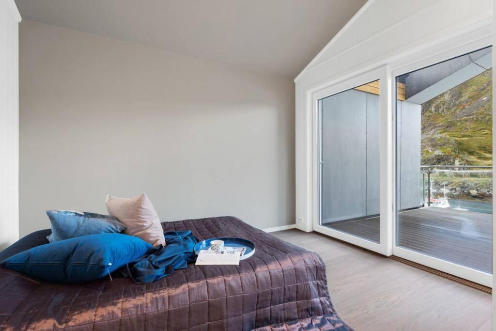 Gjermundsoya Brygge Apartment Ballstad Exterior photo