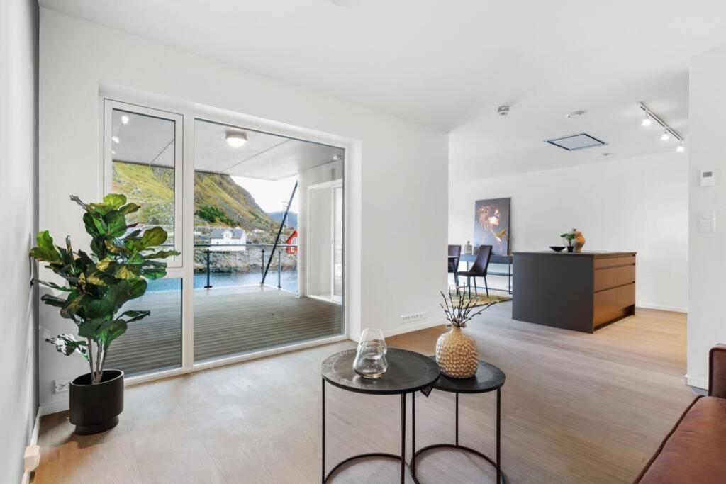 Gjermundsoya Brygge Apartment Ballstad Exterior photo