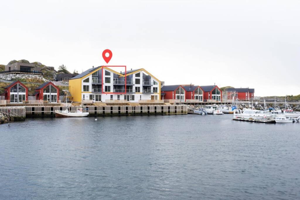 Gjermundsoya Brygge Apartment Ballstad Exterior photo
